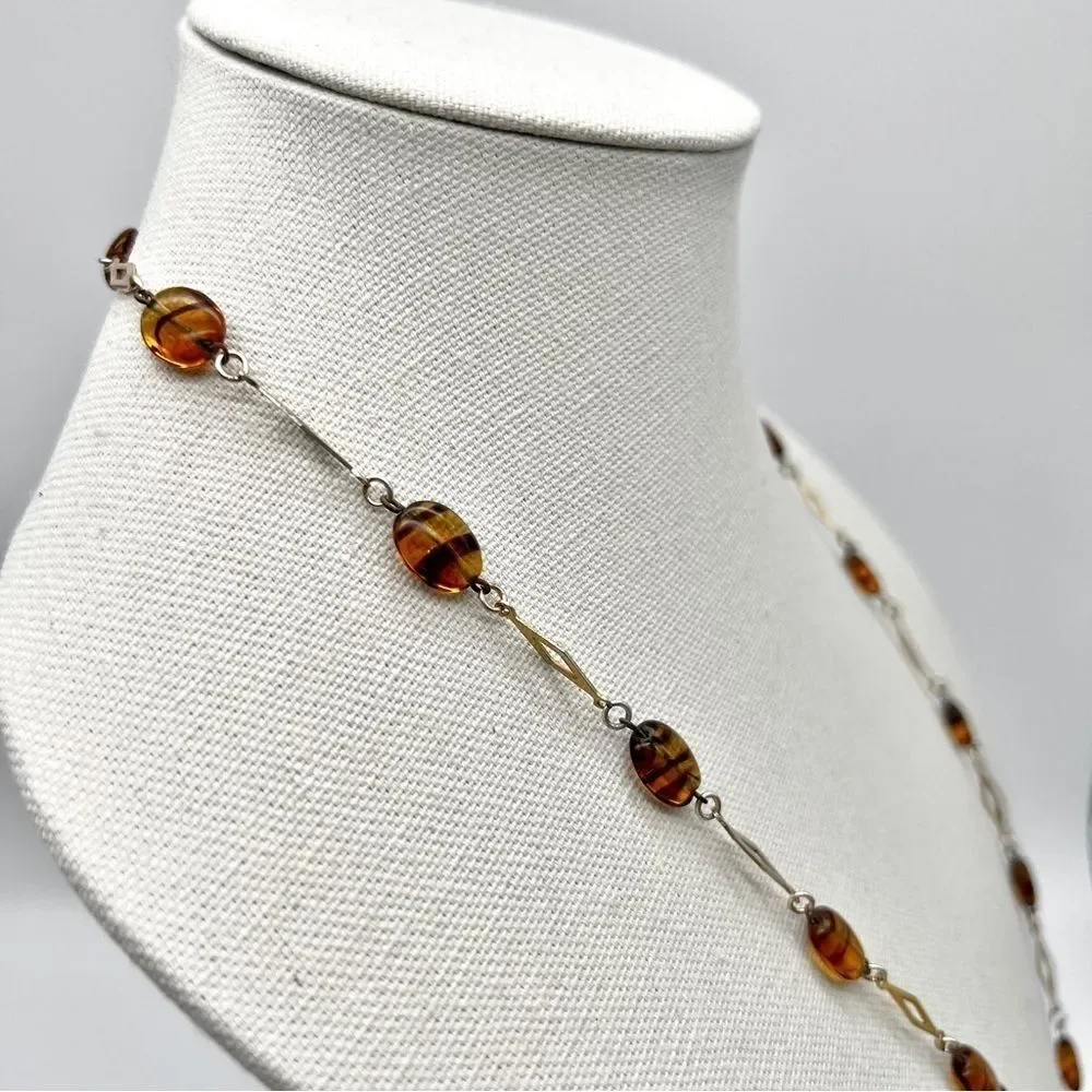 Gold Tone Diamond Shape Chain Amber Glass Striped Round Flat Bead Necklace 28”